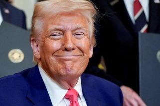 Trumpova cla v praxi: Vývoz ropy z USA do Číny se zhroutil. Peking se dohodl s Kanadou - Novinky